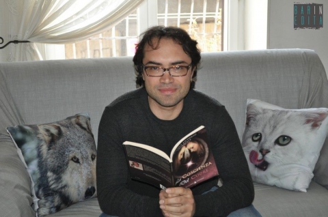 Nicola Imperiale: «Scrivere è il mio modo per parlare con me stesso»